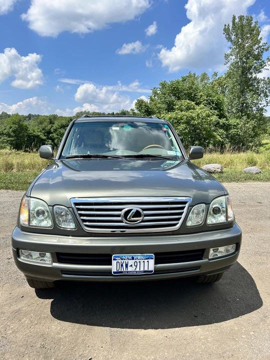 2006 Lexus LX 2nd Gen - Image 12 of 31