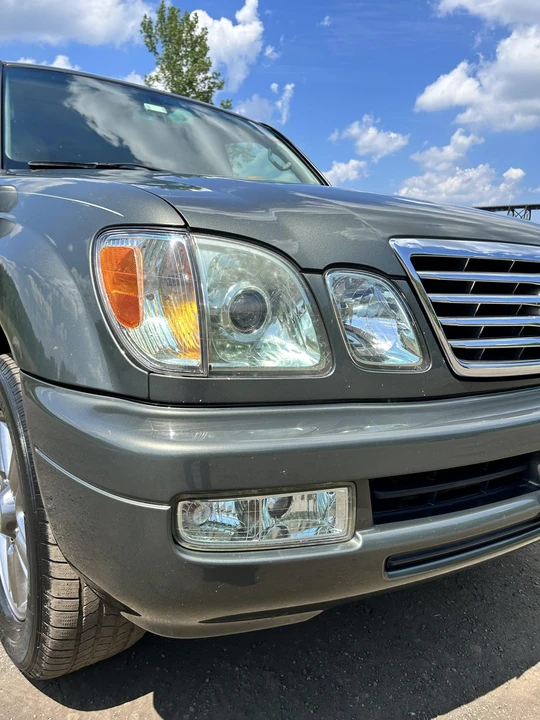 2006 Lexus LX 2nd Gen - Image 29 of 31