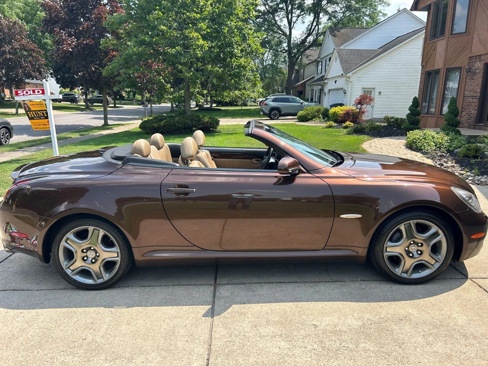 2006 Lexus SC430 - Image 3 of 31