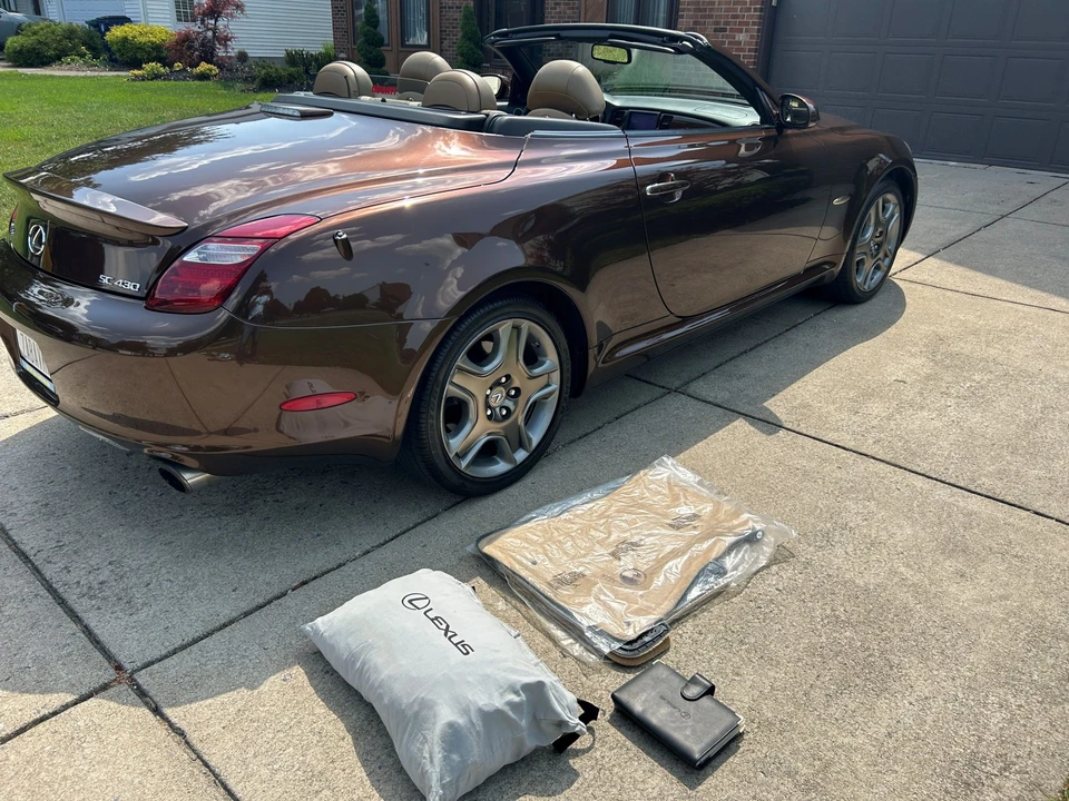 2006 Lexus SC430 - Image 4 of 31