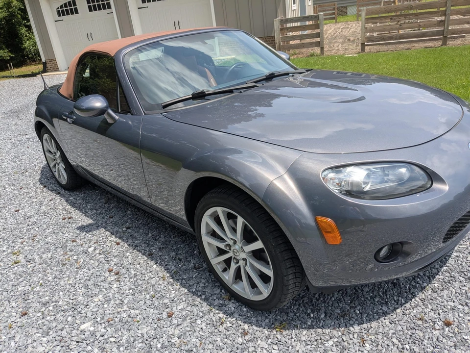 2006 Mazda NC MX-5 Miata - Image 12 of 31