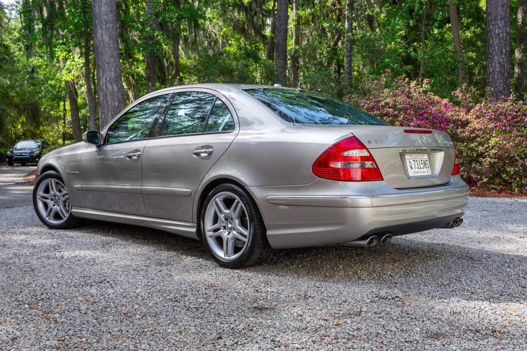 2006 Mercedes-Benz W211 E 55 & E 63 AMG - Image 9 of 31