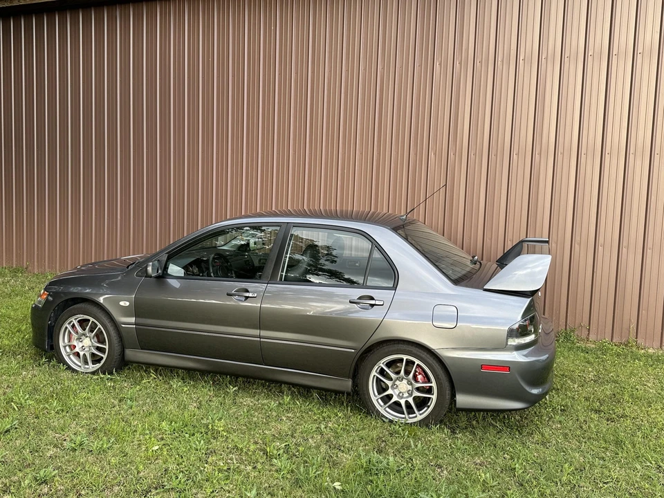2006 Mitsubishi Lancer Evolution IX 8th Gen - Image 4 of 31