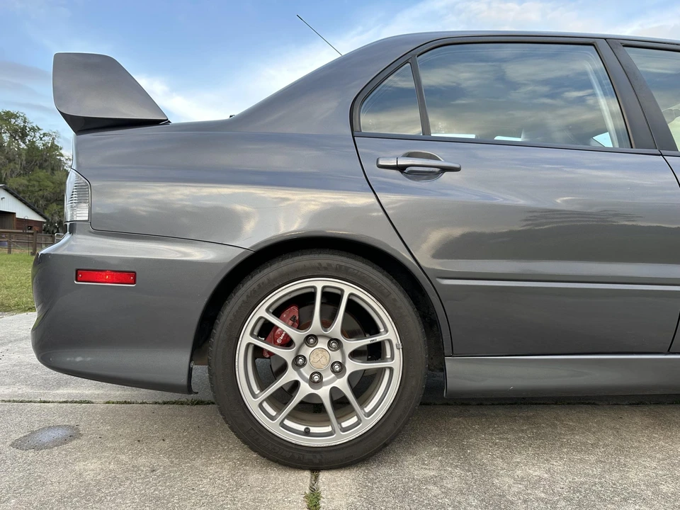 2006 Mitsubishi Lancer Evolution IX 8th Gen - Image 21 of 31