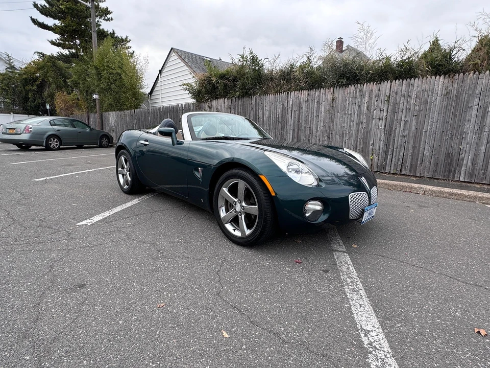 2006 Pontiac Solstice - Image 3 of 31