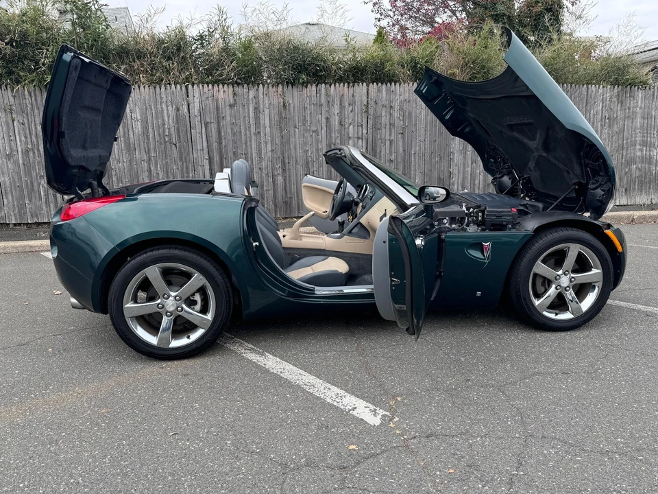 2006 Pontiac Solstice - Image 26 of 31