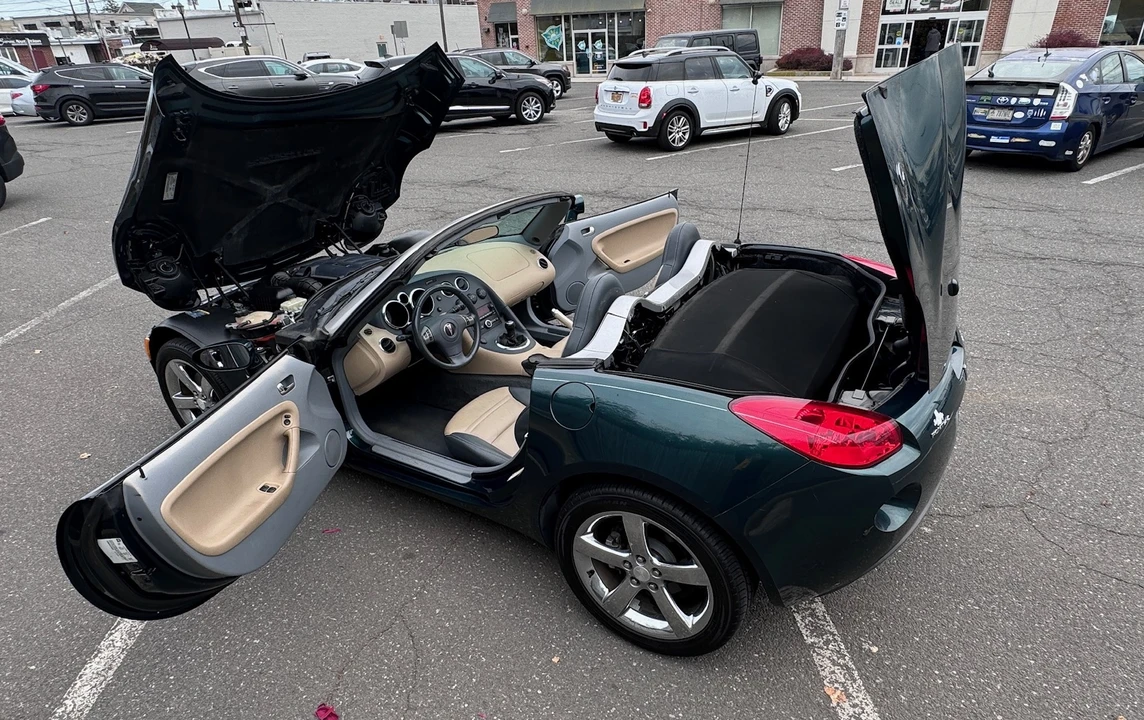 2006 Pontiac Solstice - Image 23 of 31