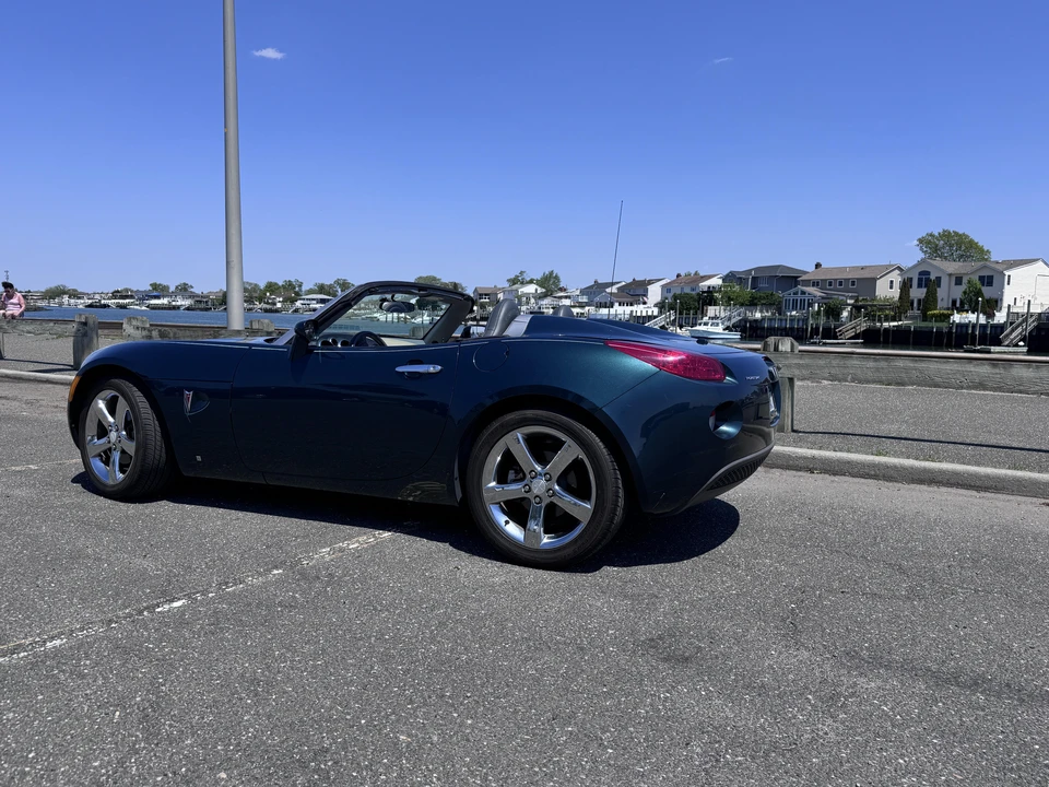 2006 Pontiac Solstice - Image 19 of 31