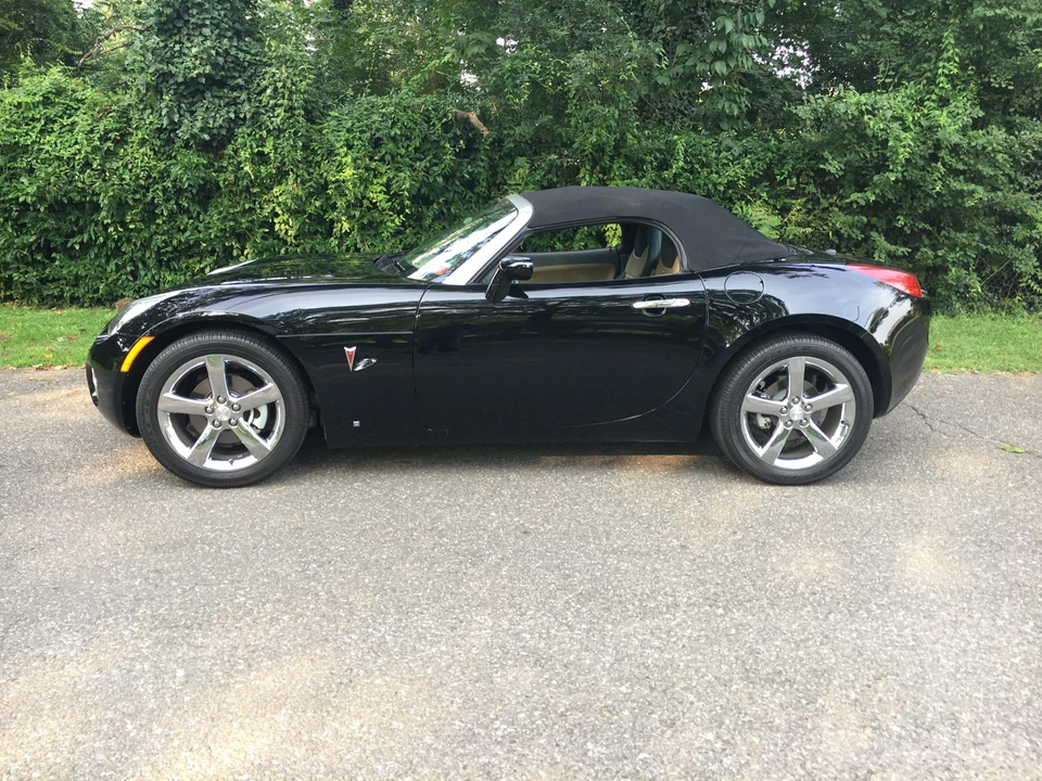 2006 Pontiac Solstice - Image 18 of 31
