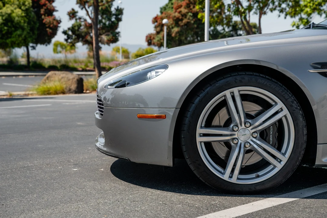 2007 Aston Martin V8 Vantage (2006-2017) - Image 17 of 31