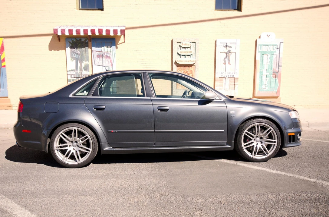 2007 Audi B7 RS4 - Image 16 of 31