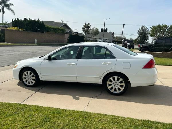 2007 Honda Accord 7th Gen - Image 6 of 9