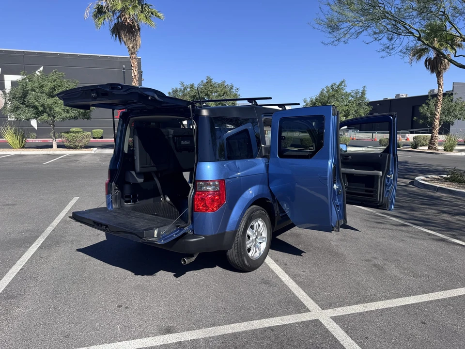 2007 Honda Element - Image 23 of 31