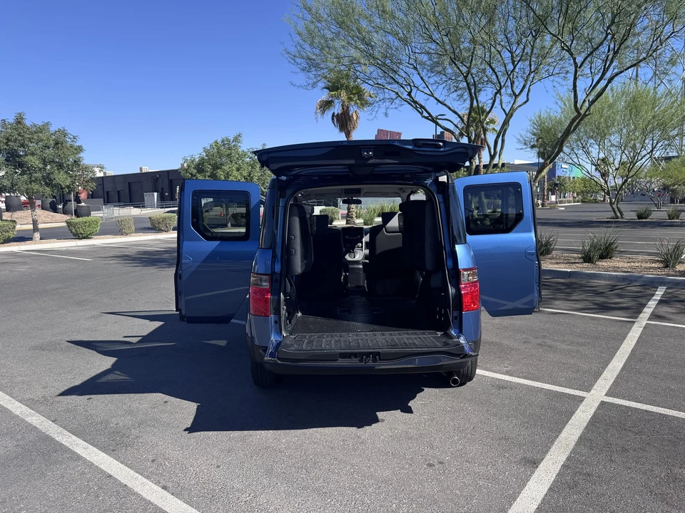 2007 Honda Element - Image 24 of 31