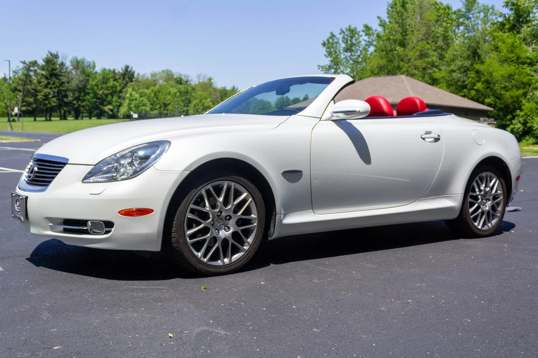 2007 Lexus SC430 - Image 2 of 31