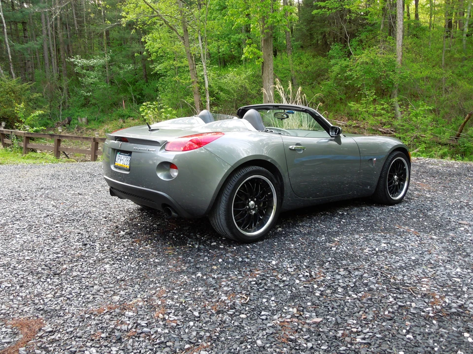2007 Pontiac Solstice GXP - Image 8 of 31