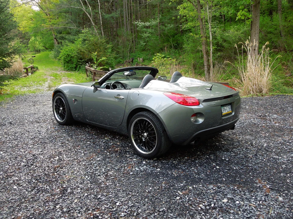 2007 Pontiac Solstice GXP - Image 4 of 31