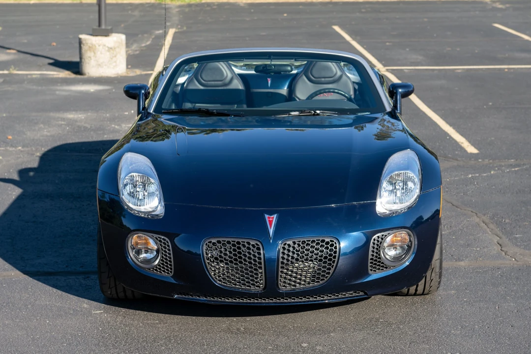 2007 Pontiac Solstice GXP - Image 3 of 31