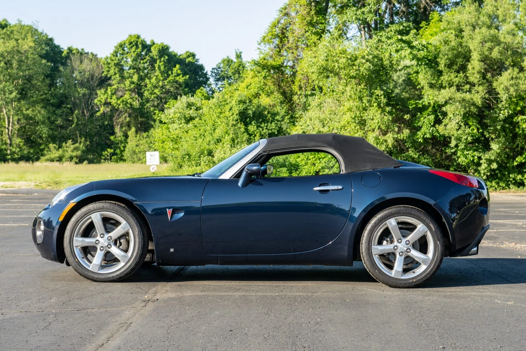 2007 Pontiac Solstice GXP - Image 23 of 31