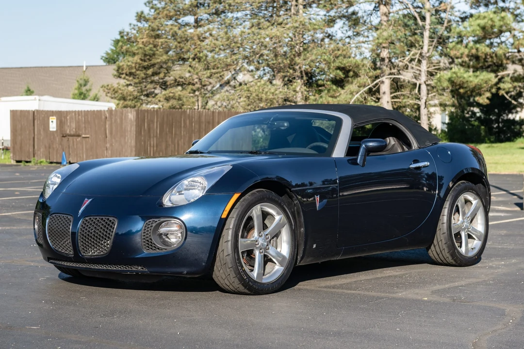 2007 Pontiac Solstice GXP - Image 16 of 31