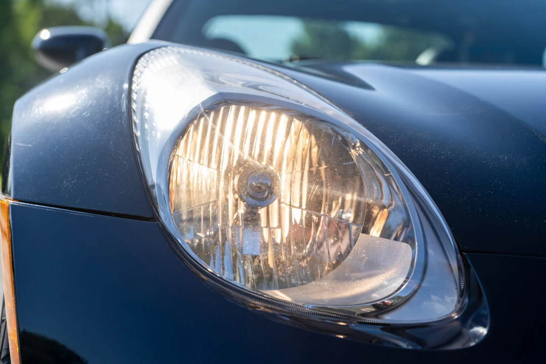 2007 Pontiac Solstice GXP - Image 28 of 31