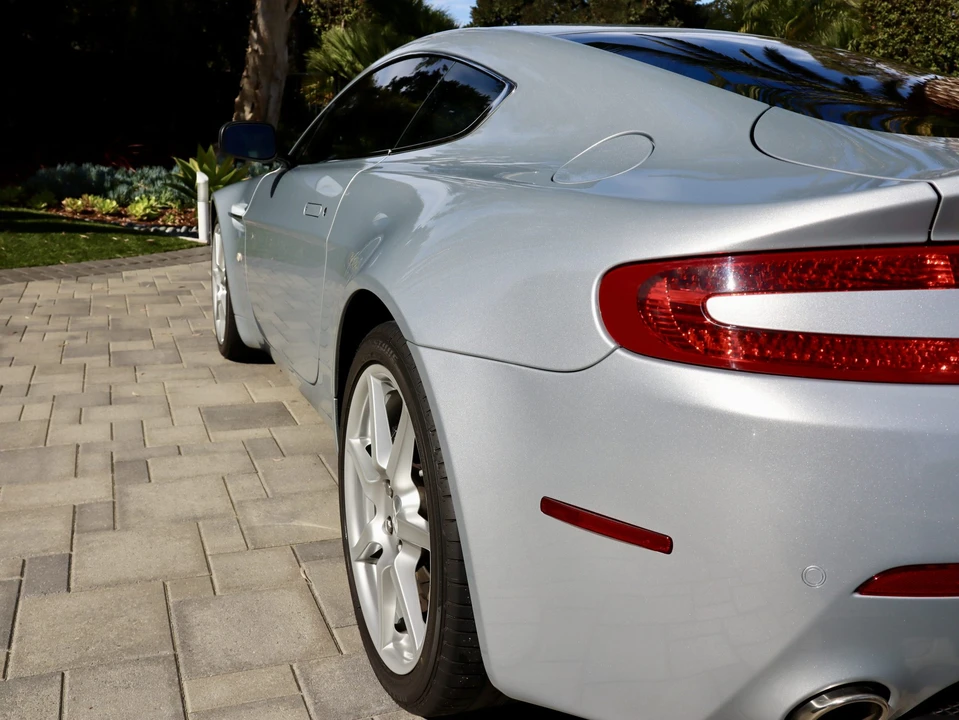 2008 Aston Martin V8 Vantage (2006-2017) - Image 18 of 31