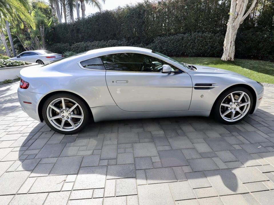 2008 Aston Martin V8 Vantage (2006-2017) - Image 9 of 31