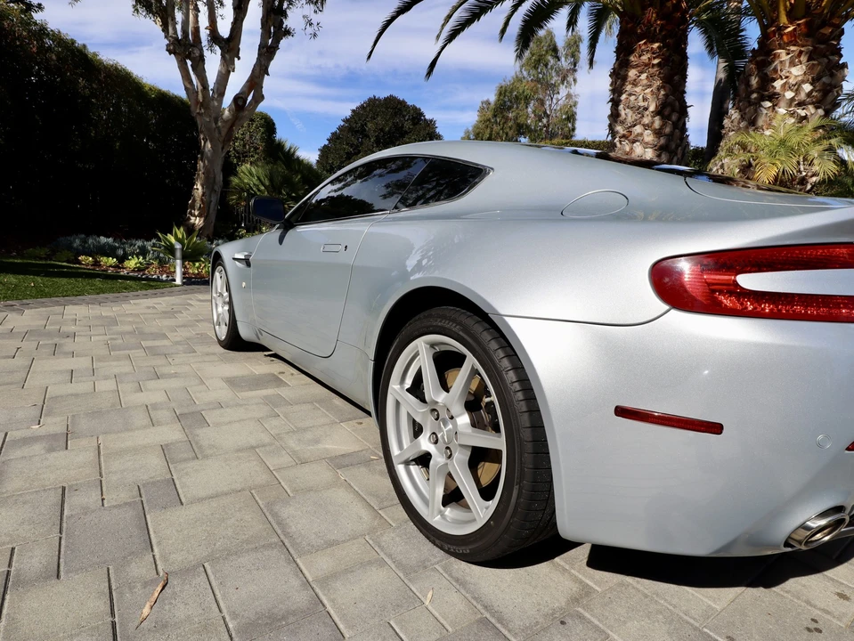 2008 Aston Martin V8 Vantage (2006-2017) - Image 17 of 31