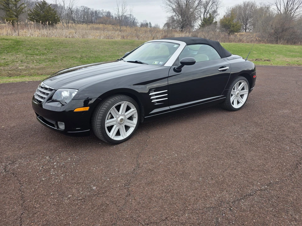 2008 Chrysler Crossfire - Image 17 of 31