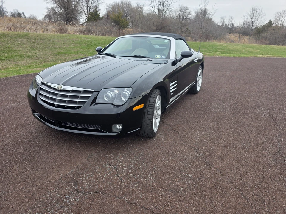 2008 Chrysler Crossfire - Image 19 of 31
