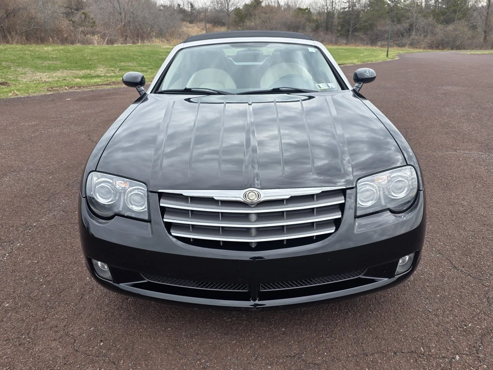 2008 Chrysler Crossfire - Image 21 of 31