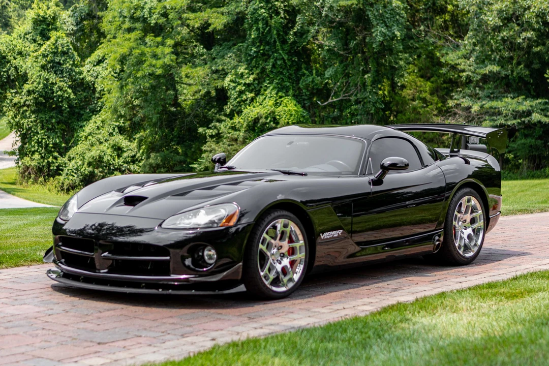 2008 Dodge Viper 4th Gen - Image 2 of 31