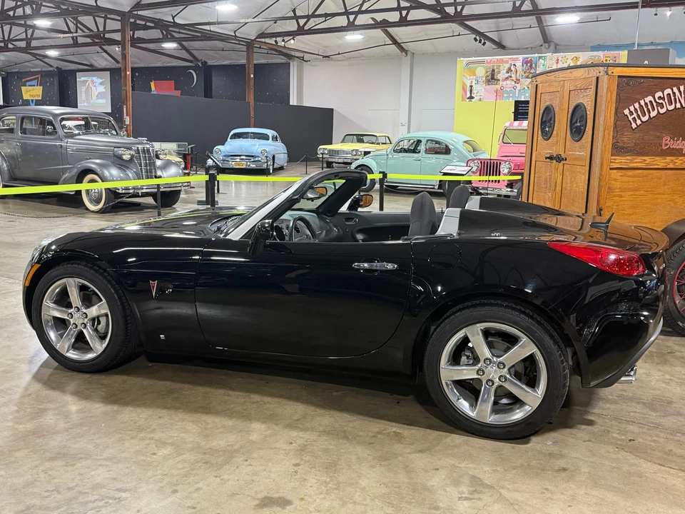 2008 Pontiac Solstice GXP - Image 5 of 31