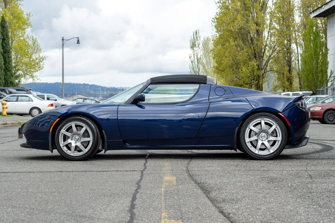 2008 Tesla Roadster - Image 9 of 31