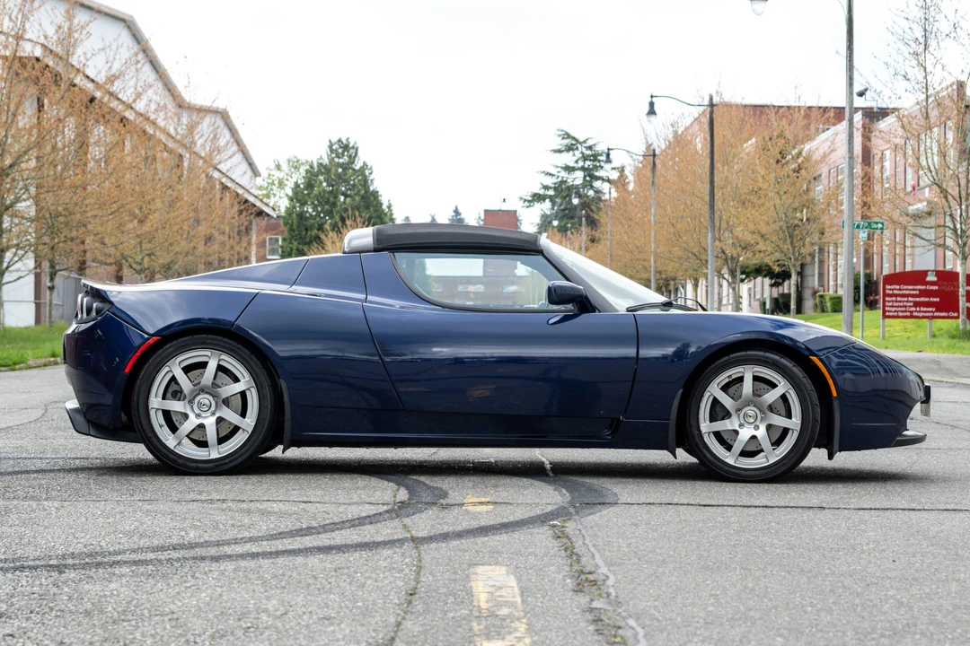 2008 Tesla Roadster - Image 15 of 31