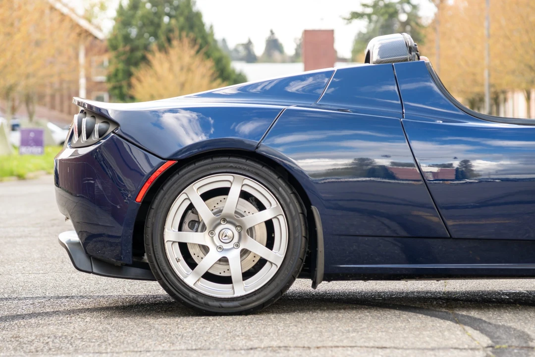 2008 Tesla Roadster - Image 23 of 31