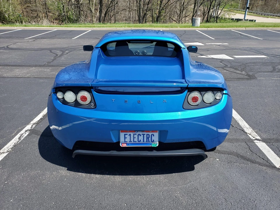 2008 Tesla Roadster - Image 9 of 31
