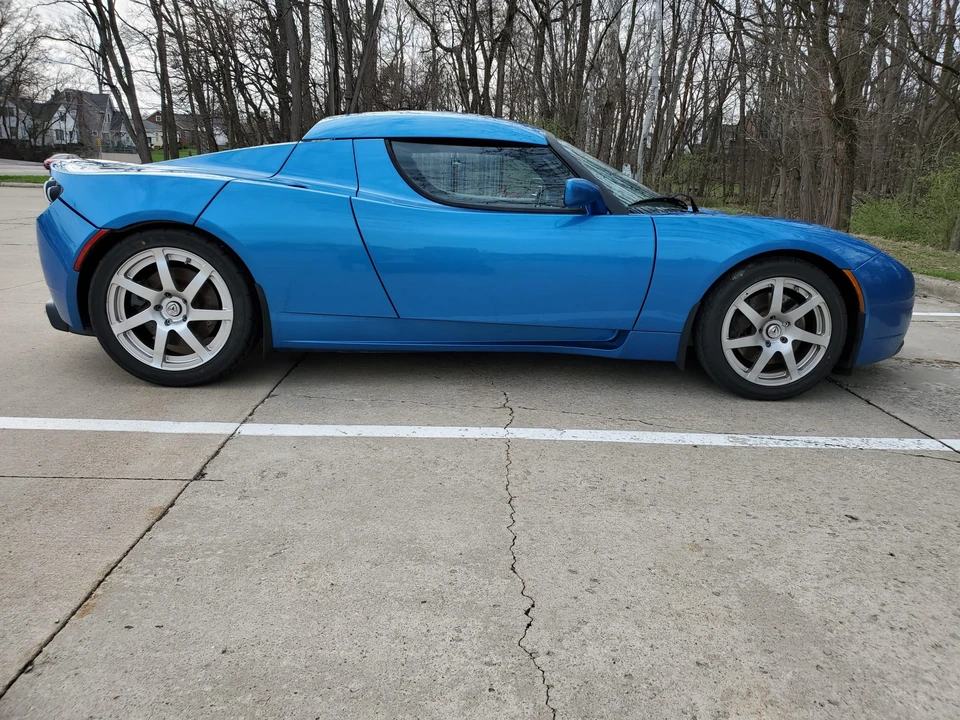 2008 Tesla Roadster - Image 6 of 31