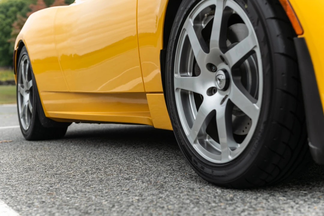 2008 Tesla Roadster - Image 30 of 31