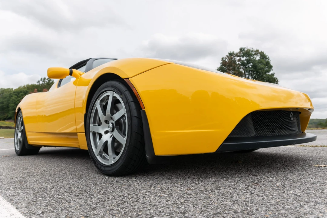 2008 Tesla Roadster - Image 16 of 31