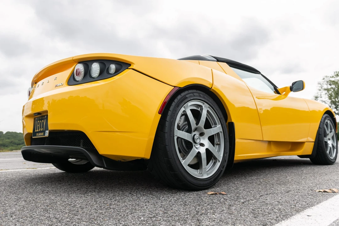2008 Tesla Roadster - Image 19 of 31