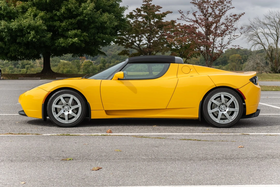 2008 Tesla Roadster - Image 15 of 31