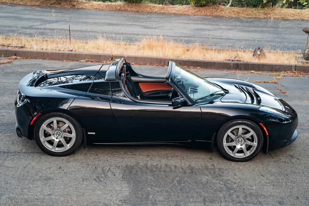 2008 Tesla Roadster - Image 9 of 31