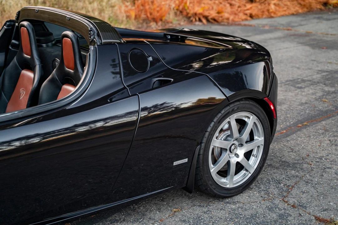 2008 Tesla Roadster - Image 31 of 31