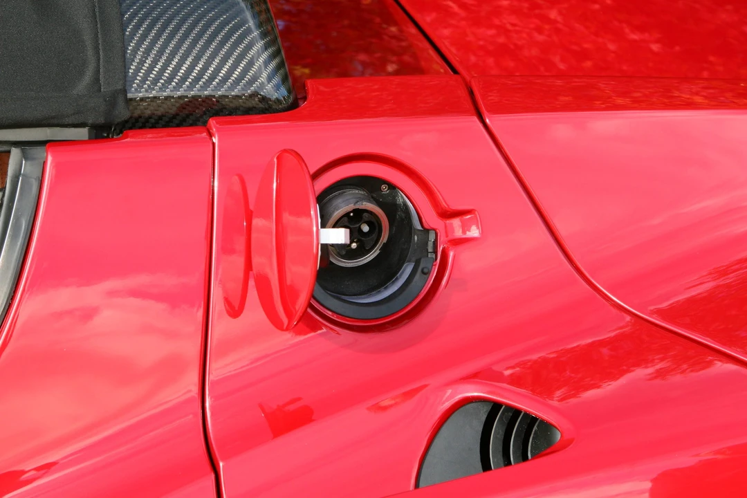 2008 Tesla Roadster - Image 27 of 31