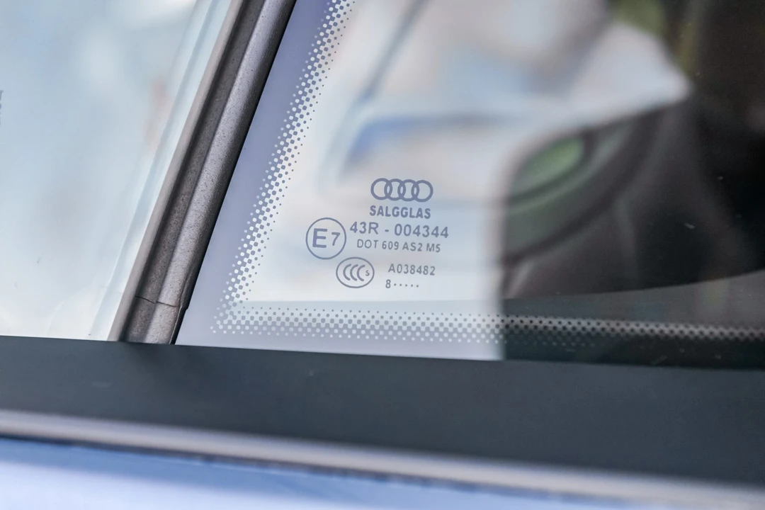 2009 Audi 42 R8 - Image 23 of 31