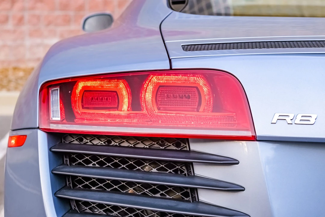 2009 Audi 42 R8 - Image 15 of 31