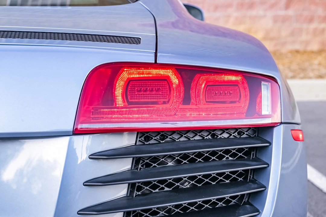 2009 Audi 42 R8 - Image 16 of 31
