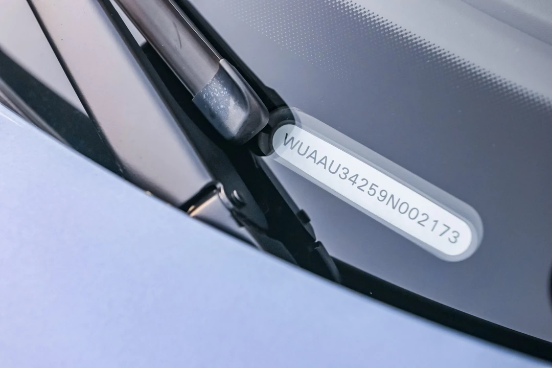 2009 Audi 42 R8 - Image 21 of 31