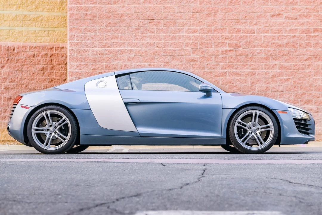 2009 Audi 42 R8 - Image 8 of 31